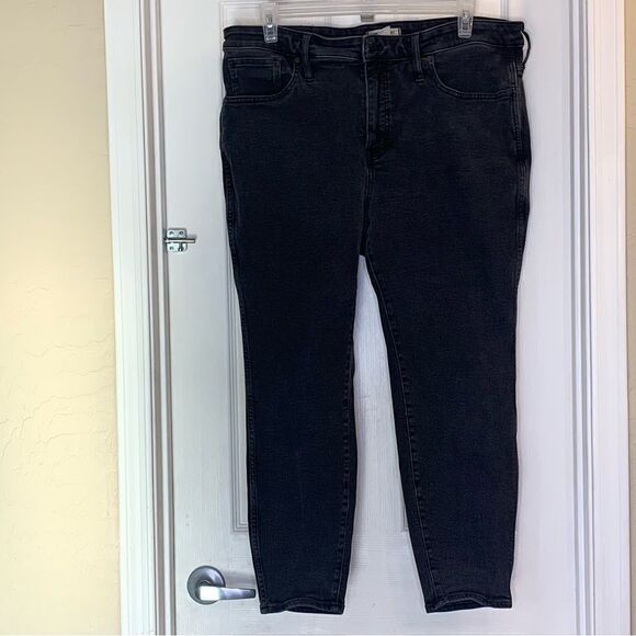 Madewell Denim - Madewell 10” High Rise Skinny Black Jeans Size 20W